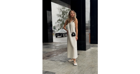 Платье миди с разрезом