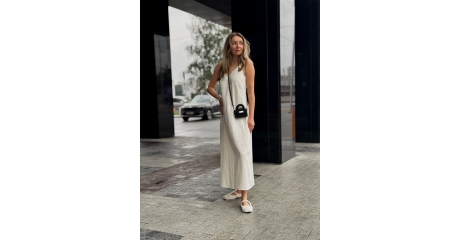 Платье миди с разрезом